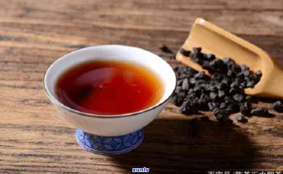 象小石头一样的黑色茶，小小石子般的黑茶：探索其独特的口感和健益处