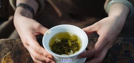 哪种茶适合一直泡在保杯，常保存茶叶的选择：保杯中适合泡什么茶？