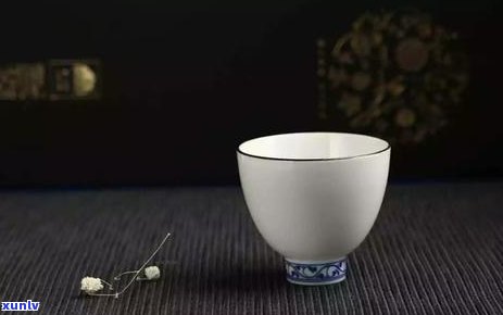 喝茶不小心吞了茶叶-喝茶不小心吞了茶叶怎么办