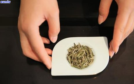 茶叶过期喝了有事儿吗，茶叶过期后饮用有害健吗？