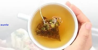 茶水真的能去除口臭吗？科学解析茶叶水的去口臭效果