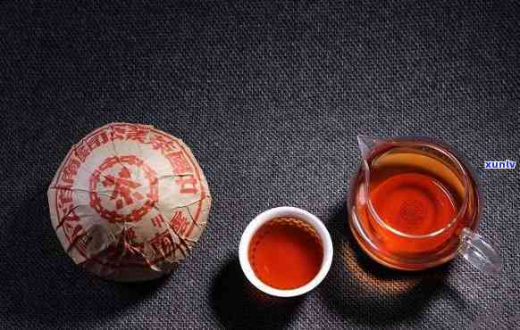 2002年中茶红印熟茶，经典重现：品鉴2002年中茶红印熟茶的独特韵味