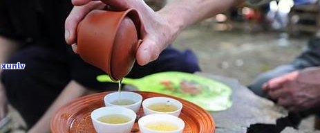 茶叶大类分几种？包括绿茶、红茶、乌龙茶、白茶、黄茶、黑茶，各类型代表茶叶有龙井、碧螺春、铁观音等。