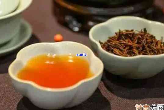 韵天红茶叶是红茶吗还是绿茶，揭秘韵天红茶叶：它是红茶还是绿茶？