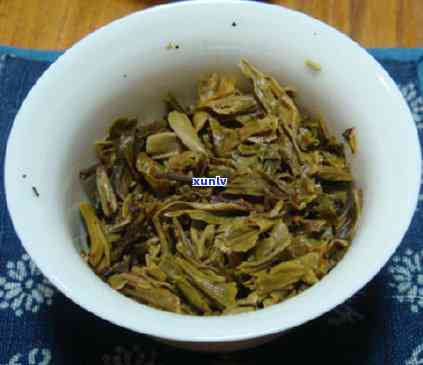 2004年明茶厂班章木早春茶，2004年明茶厂 班章木 早春茶