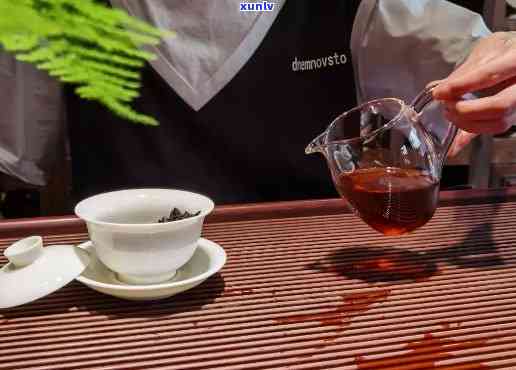 早上能喝熟茶吗，早晨适宜饮用熟茶吗？一份全面解析