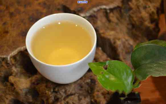 云南茶王饼易式老树400克价格，【云南茶王】老树普洱茶熟茶易式饼400g 易武纯料压制茶叶礼品佳品