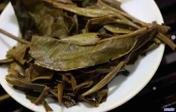 易武正山古树茶圆饼天朝瑞贡，中茶2015年份版，达号茶园生产