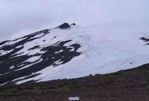 大雪山和冰岛的区别在哪，揭秘：大雪山与冰岛的显著区别是什么？