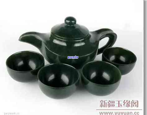 青玉茶具：适合泡茶吗？好处与风险全解析