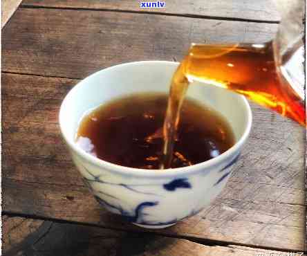 熟茶怎么品鉴，品味熟茶：从色泽到口感的全面品鉴指南