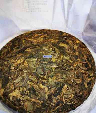 冰岛黄金叶属于什么熟茶还是生茶，探究冰岛黄金叶的属性：是熟茶还是生茶？