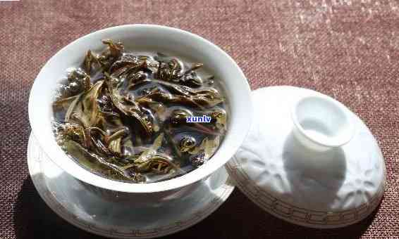 冰岛金芽是什么茶，探秘冰岛金芽：一种独特的茶叶种类