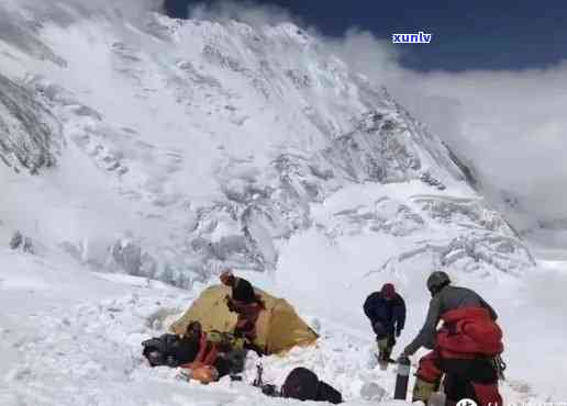 雪山有多少原石可以捡，探索雪山：揭秘可拾取原石数量