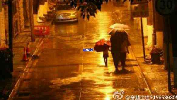 雨夜归家人的心情与诗句：现代诗中的雨夜归来与归人