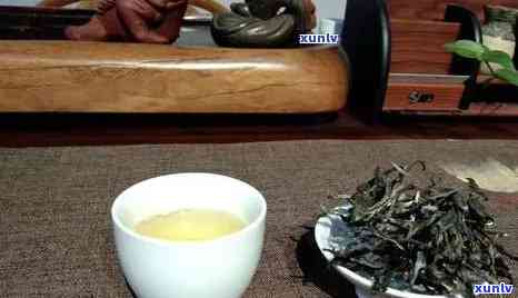 冰岛古树生散茶价格多少，探究冰岛古树生散茶的价格