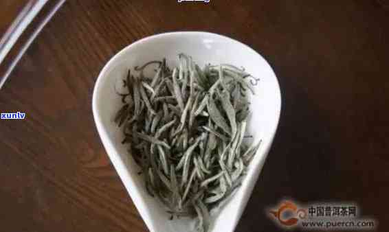 茶叶银针属于什么茶种类，探秘茶叶银针：属于哪种茶种类？