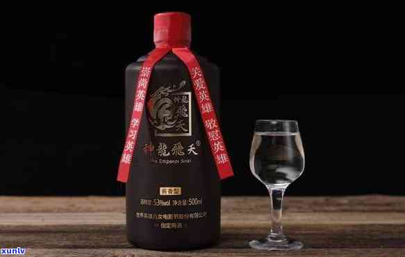 飞龙在天白酒2500ml，飞龙在天白酒2500ml：让你的品味更上一层楼！