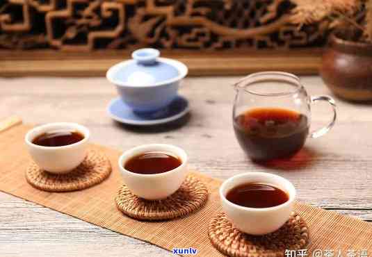 晚上喝什么茶叶，晚上饮茶选择：哪种茶叶最适合睡前享用？