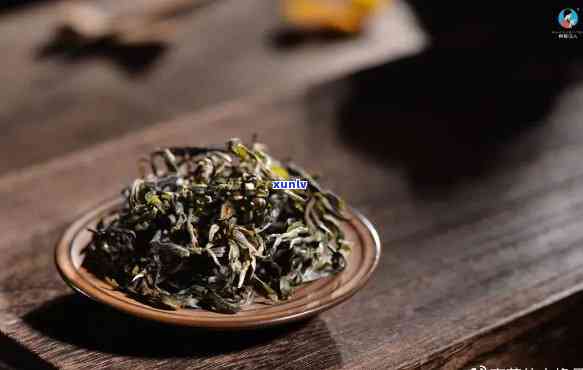 什么茶叶越久越好喝呢，探讨茶叶的保存期限：哪些茶叶越陈越香？