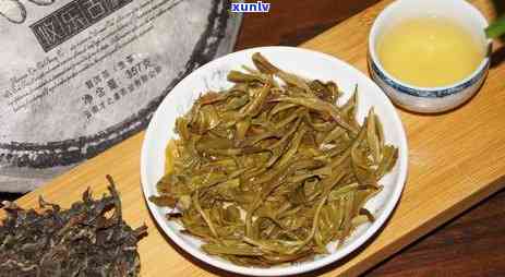 西双版纳普洱茶饼，探寻云南特色：西双版纳普洱茶饼的魅力与品尝技巧