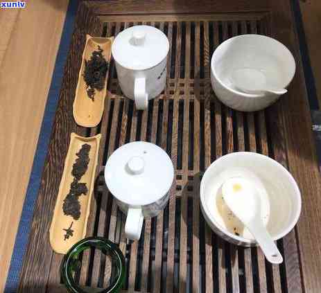 冰岛茶与岩茶的区别：了解两种独特的茶叶品种