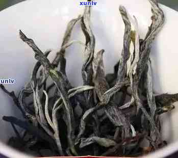 冰岛南迫茶多少钱一斤，探究冰岛南迫茶的价格：一斤需要多少银两？