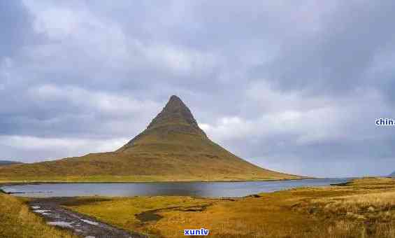 冰岛东半山和西半山，探索冰岛：东西半山的自然风光与文化魅力