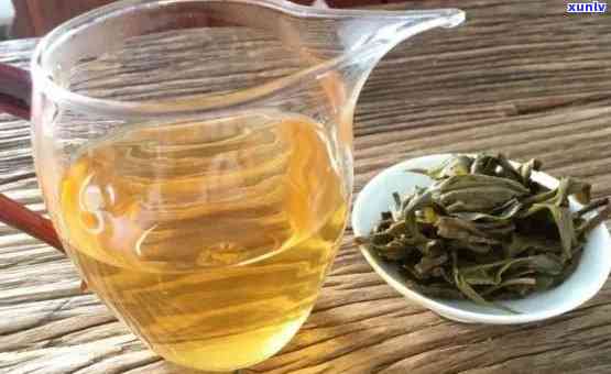 冰岛生茶还是熟茶好喝，口感探索：冰岛生茶与熟茶，哪一种更胜一筹？