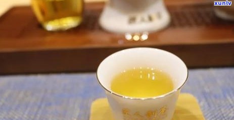 冰岛茶的由来和功效，探秘冰岛茶：了解其起源与神奇功效