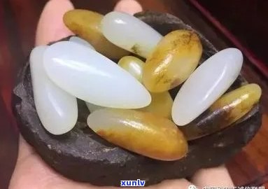 鹅卵石是玉的一种吗？成分与玉石有何区别？值钱吗？