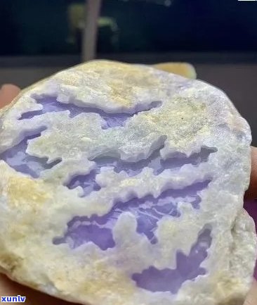 顶级紫色翡翠原石-顶级紫色翡翠原石图片