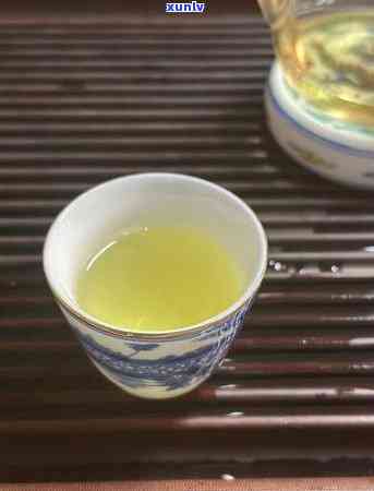 2010老班章普洱茶价格，2010老班章普洱茶价格：探寻历香韵的价值