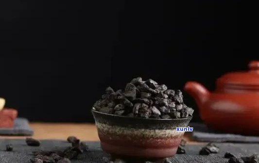 探讨碎银子普洱茶是否可隔夜饮用