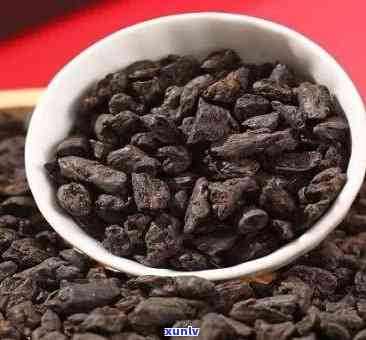 普洱碎银子为什么叫茶化石：揭秘碎银子普洱茶的糯香与品质