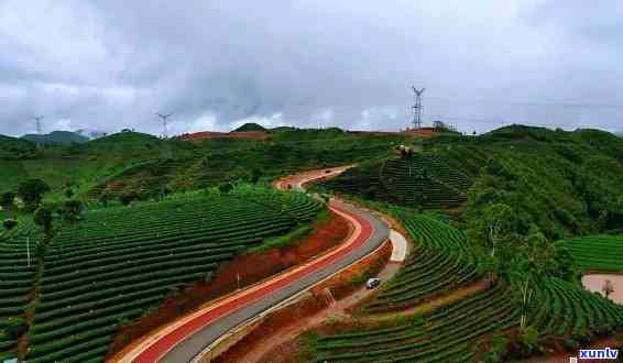 探寻普洱彩虹路的奇幻之旅：一路风景，美不胜收