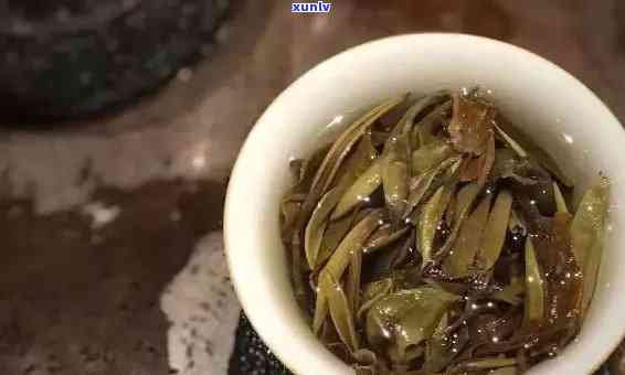 11年陈期普洱茶是否适宜品饮：探秘陈年茶叶的风味与健因素