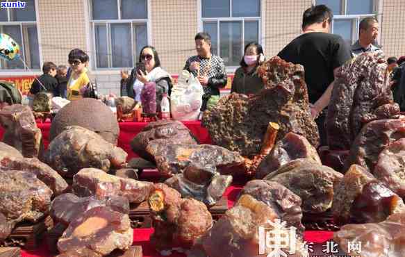 探秘黑龙江玛瑙石产地：精选视频展示美石头，全面了解产地信息