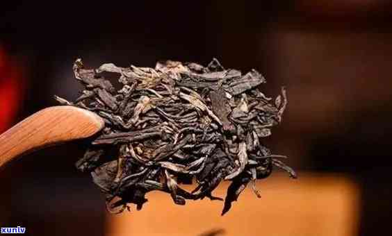 老班章茶叶的益处解析：品味珍稀茶叶的健奥秘