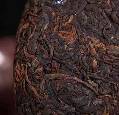 2011年普洱茶饼价格珍藏版：熟普洱茶饼500克与普洱生茶价格比较