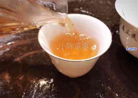 岩茶跟普洱谁是茶叶之王：比较岩茶与普洱的优劣与价格差异