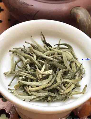 揭秘月光白：普洱茶还是白茶？