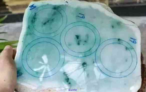 高冰种翡翠原石价格鉴别及切开全攻略