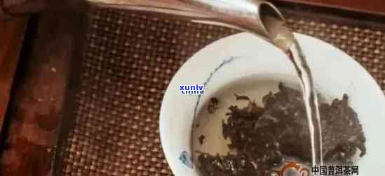 煮普洱茶出现絮状物正常吗？能喝吗？是什么原因？