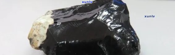 探究黑河地区天然玉石的最新价格与品质，从玛瑙到黑玉全方位解析