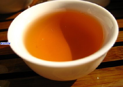 08年老班章茶饼价格：熟茶、生茶及熟饼的市场价值一览