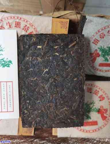 老班章25克纯正生砖：阿里批发价格，品质保证，茶叶专家推荐