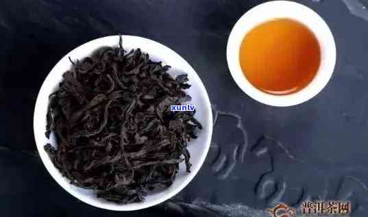 探索大红袍与普洱茶：一场口感与品质的较量