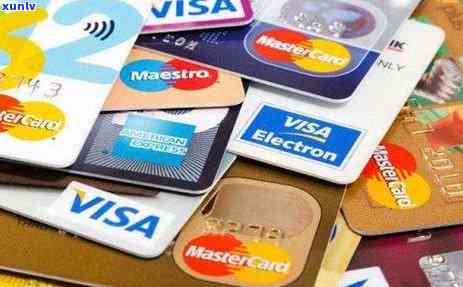 十万信用卡逾期违约金计算：一个月利息和多少元罚款的详细解析