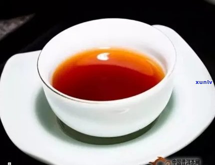 胃炎患者能喝普洱茶吗？女性和胃炎患者可以喝普洱茶，但需注意。